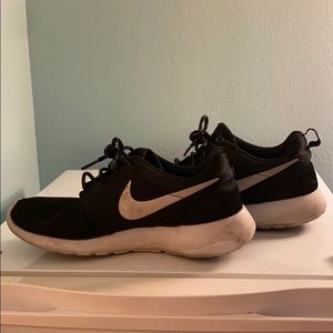Nike Roshes